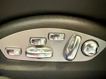 PORSCHE Macan GTS Panorama AHK SportChrono 21Zoll 360