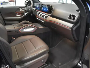MERCEDES-BENZ GLE 350 de 4Matic AMG Navi LED Panora AHK