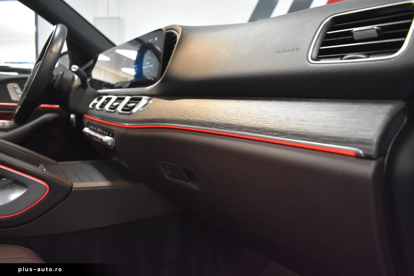 MERCEDES-BENZ GLE 350 de 4Matic AMG Navi LED Panora AHK