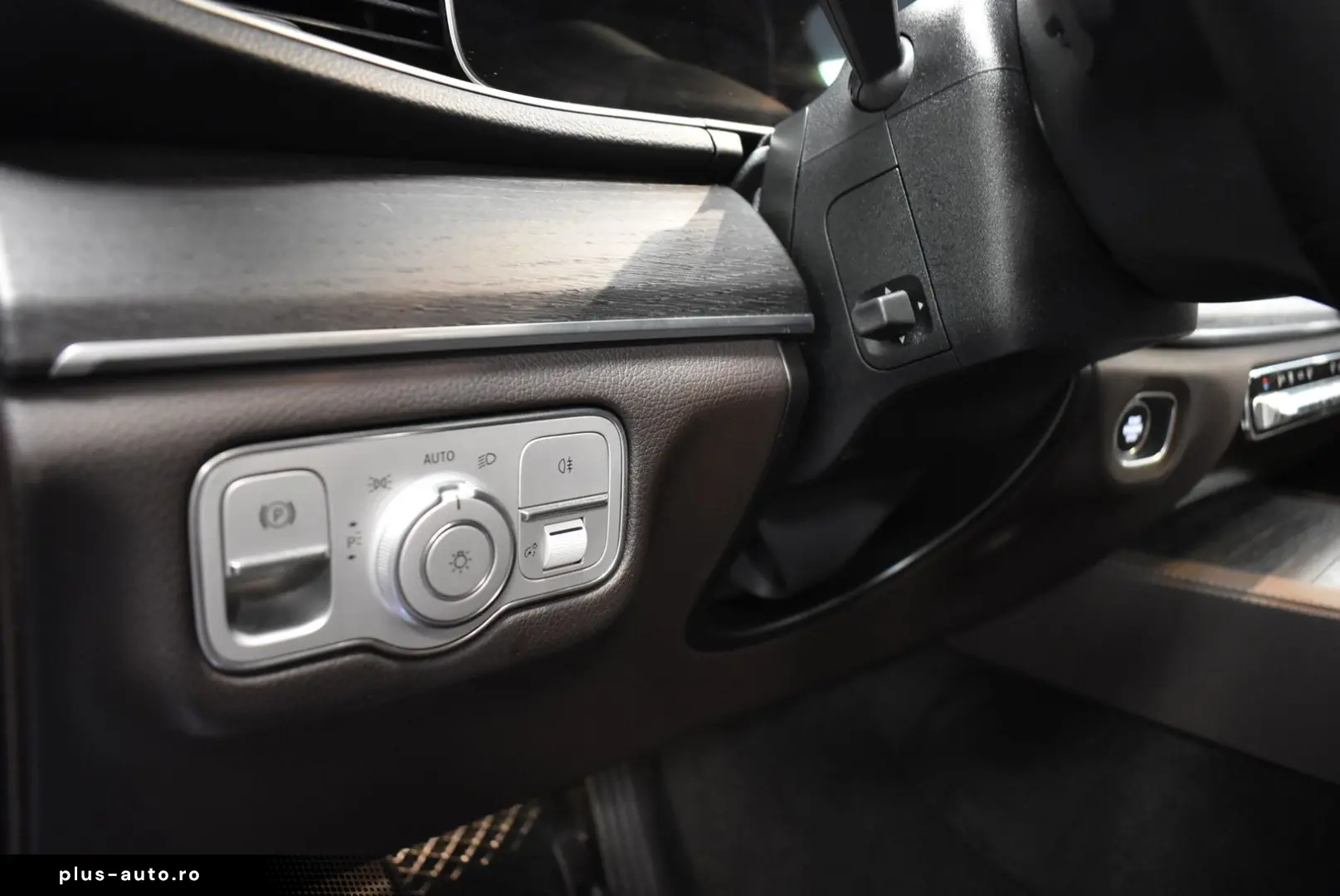 MERCEDES-BENZ GLE 350 de 4Matic AMG Navi LED Panora AHK