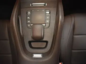 MERCEDES-BENZ GLE 350 de 4Matic AMG Navi LED Panora AHK