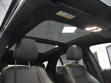 MERCEDES-BENZ GLE 350 de 4Matic AMG Navi LED Panora AHK