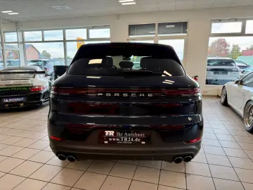 PORSCHE Cayenne V6 Luftfederung Panorama HeadUP BOSE