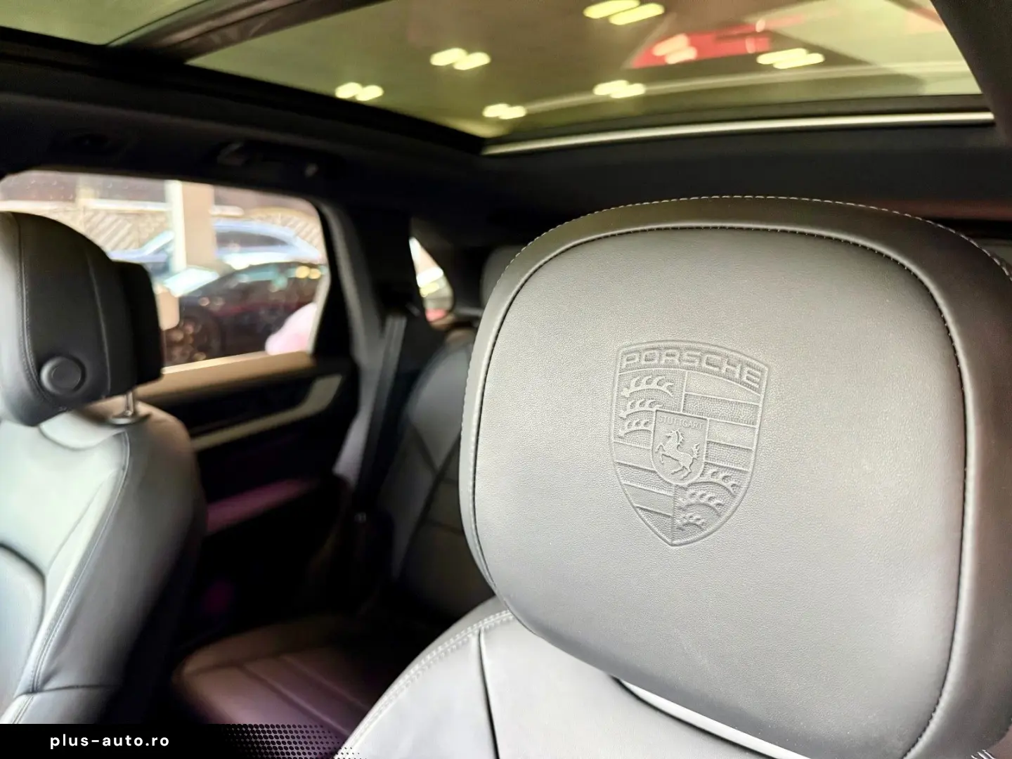 PORSCHE Cayenne V6 Luftfederung Panorama HeadUP BOSE