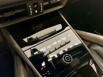 PORSCHE Cayenne V6 Luftfederung Panorama HeadUP BOSE