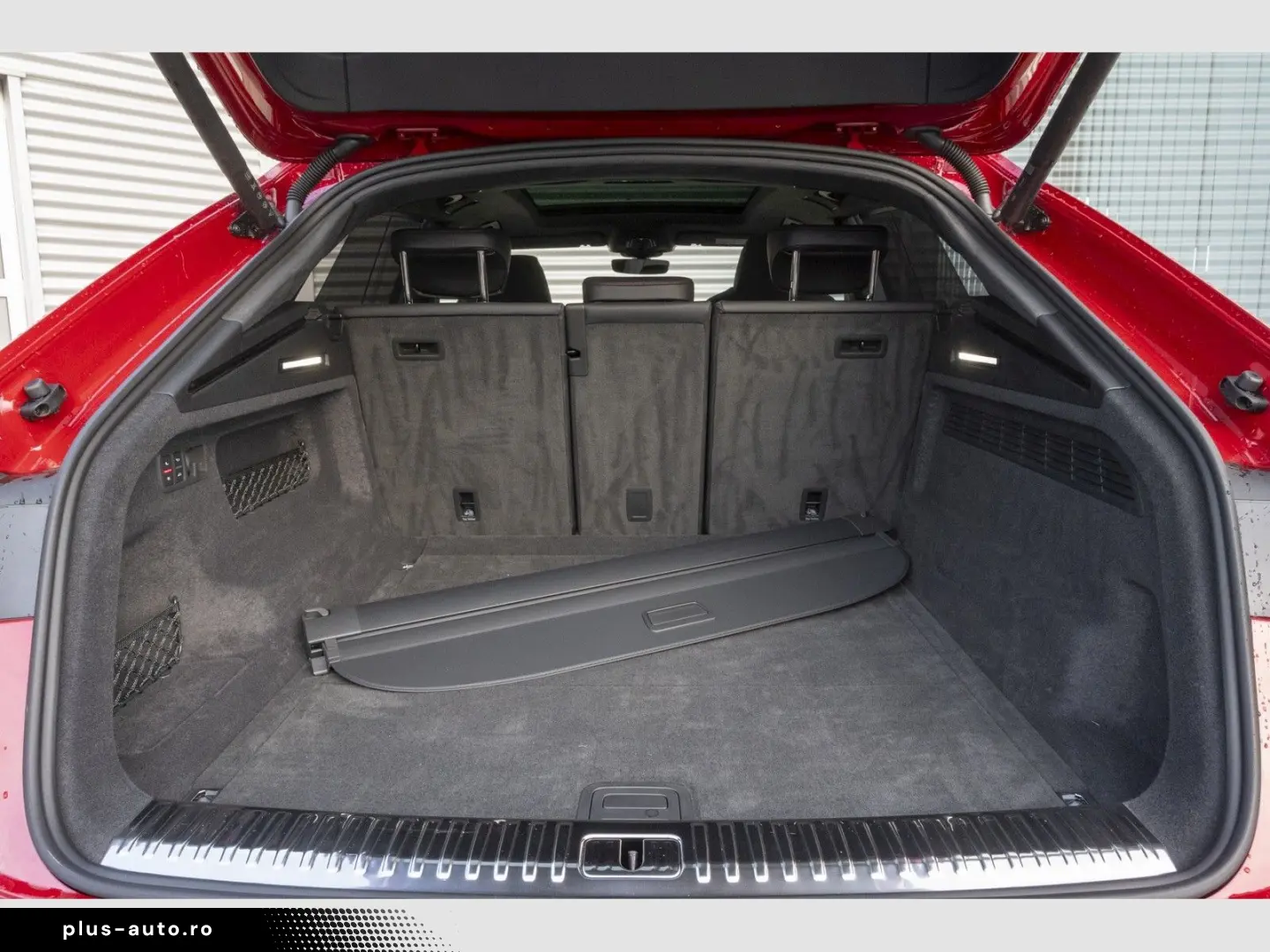 AUDI RSQ8 quattro V8 Performance ACC RS-AGA