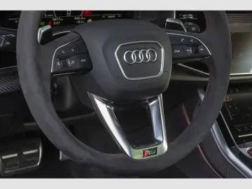 AUDI RSQ8 quattro V8 Performance ACC RS-AGA