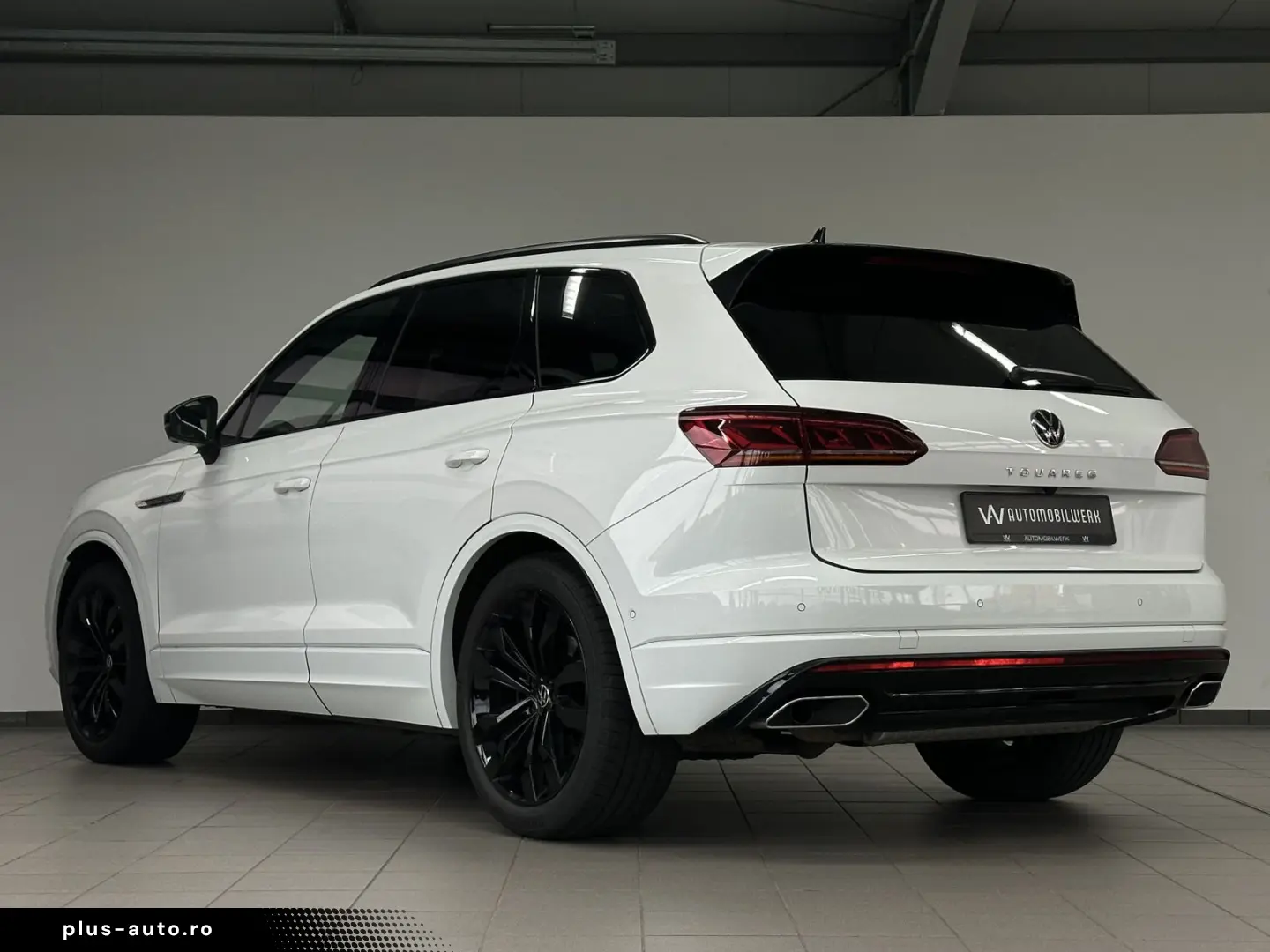 VW Touareg R-Line  PANO STHZ 360  LUFT AHK DYN