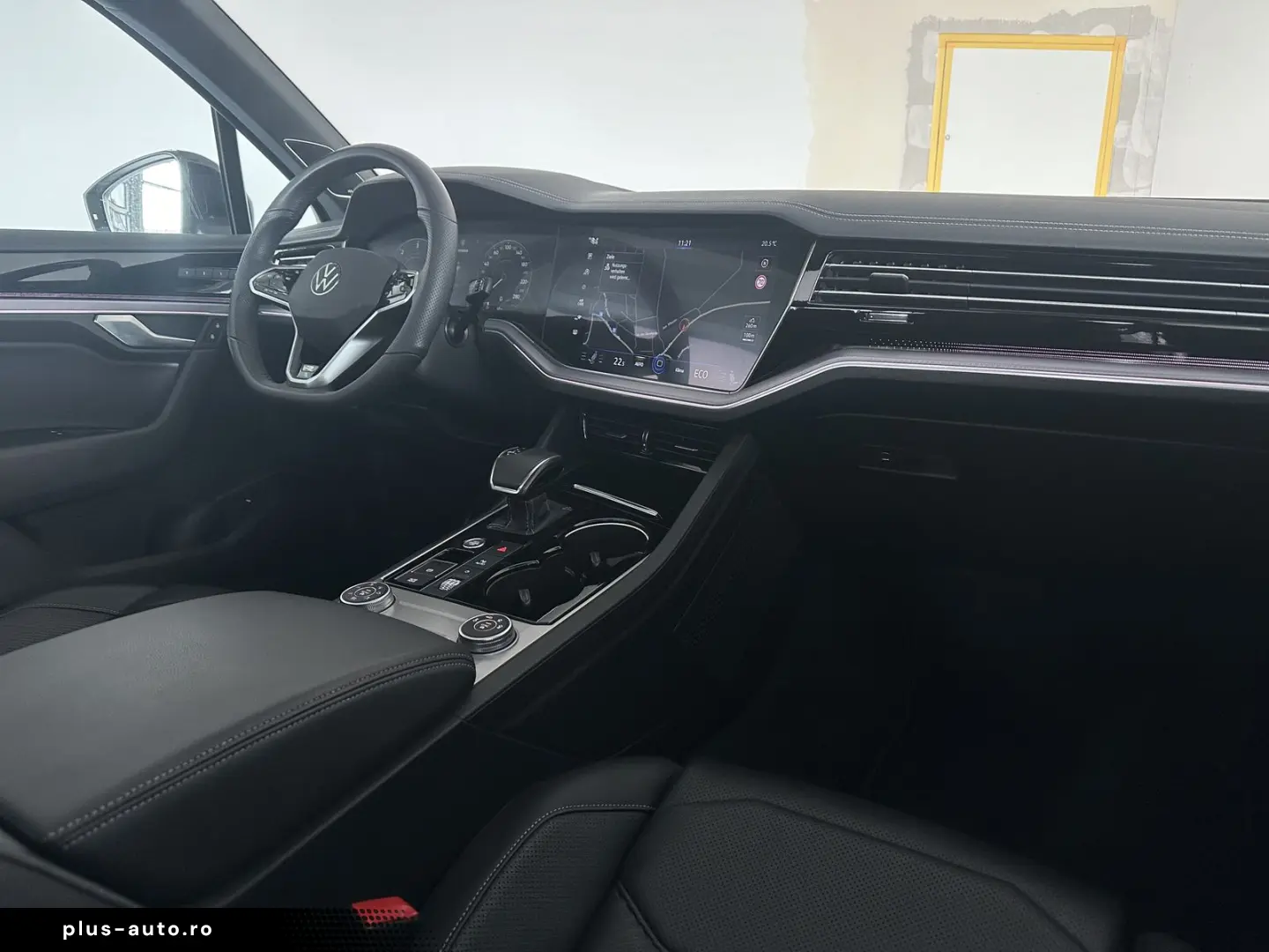 VW Touareg R-Line  PANO STHZ 360  LUFT AHK DYN