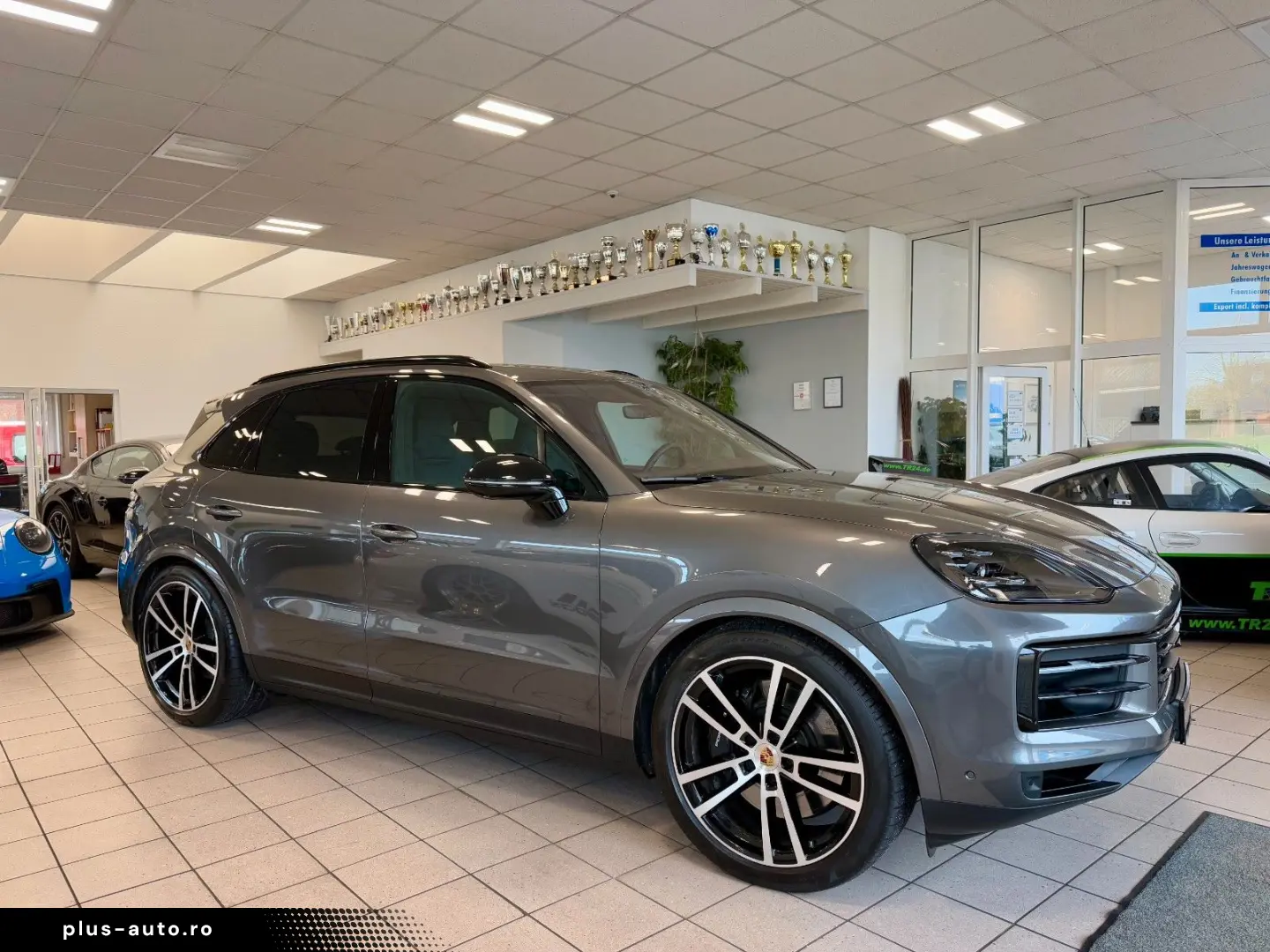 PORSCHE Cayenne S HeadUP ACC Panorama Luftfederung 22