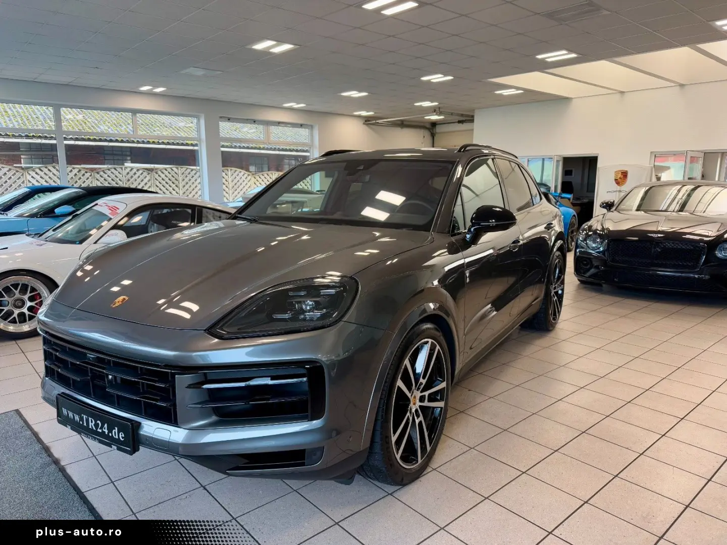 PORSCHE Cayenne S HeadUP ACC Panorama Luftfederung 22