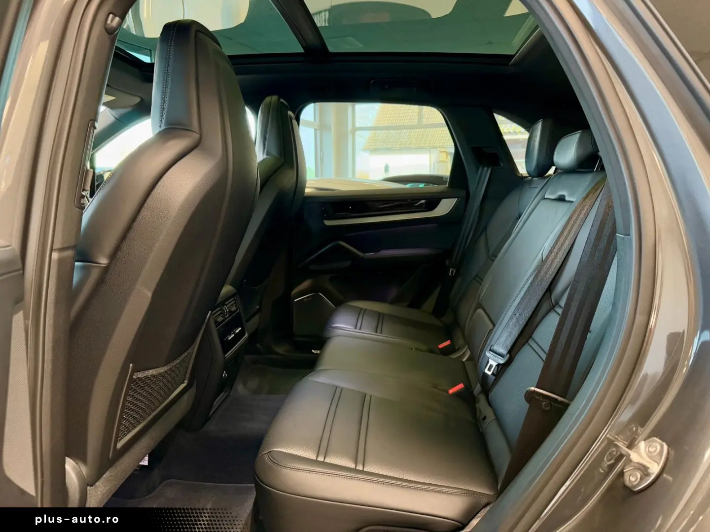 PORSCHE Cayenne S HeadUP ACC Panorama Luftfederung 22