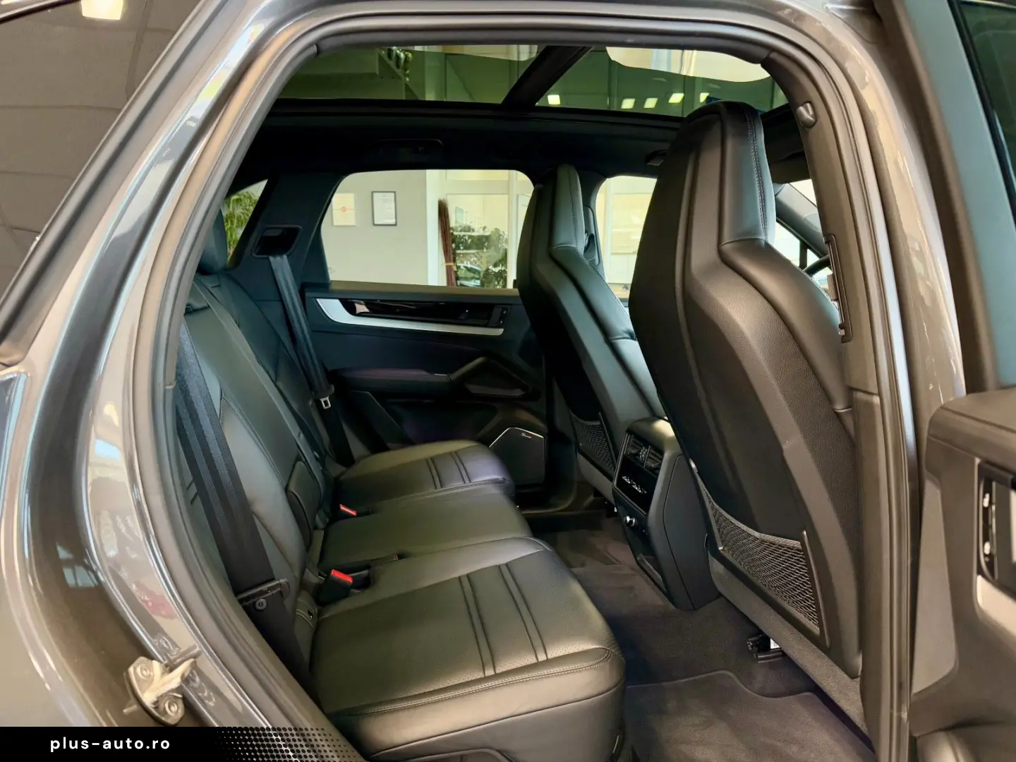 PORSCHE Cayenne S HeadUP ACC Panorama Luftfederung 22