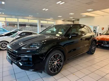 PORSCHE Cayenne GTS SportDesign Panorama InnoDrive