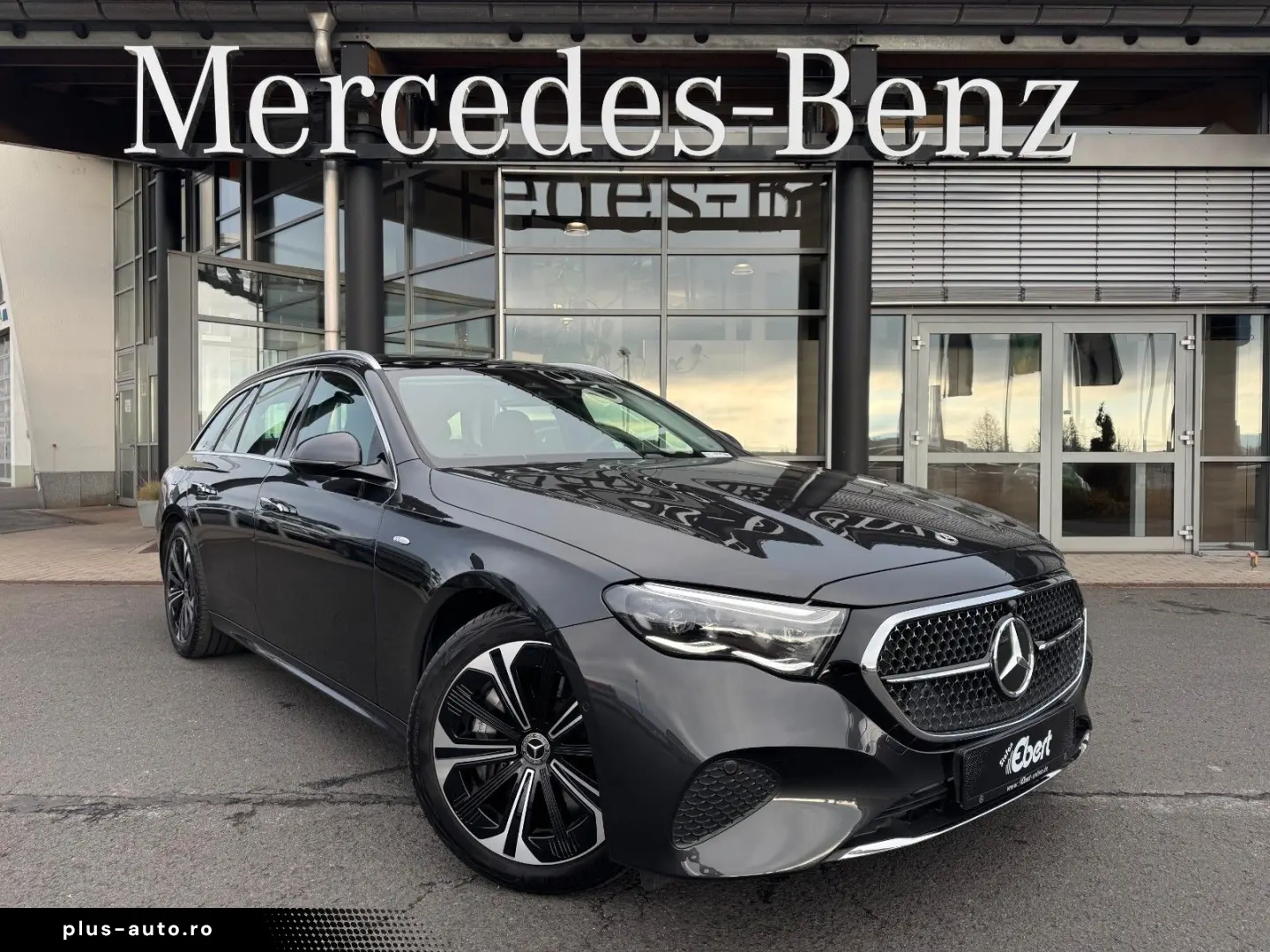 MERCEDES-BENZ E 300de Avantgarde Pano AHK DistrPro D&hellip;