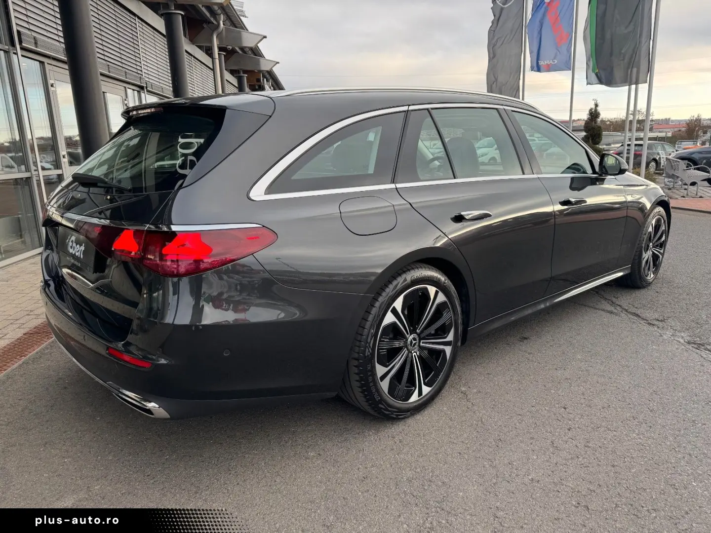 MERCEDES-BENZ E 300de Avantgarde Pano AHK DistrPro D&hellip;