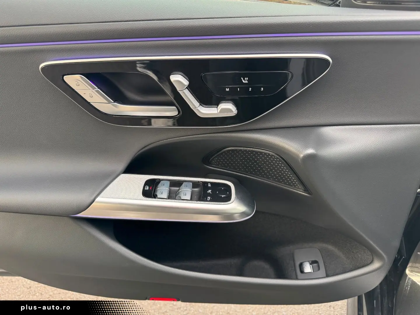 MERCEDES-BENZ E 300de Avantgarde Pano AHK DistrPro D&hellip;