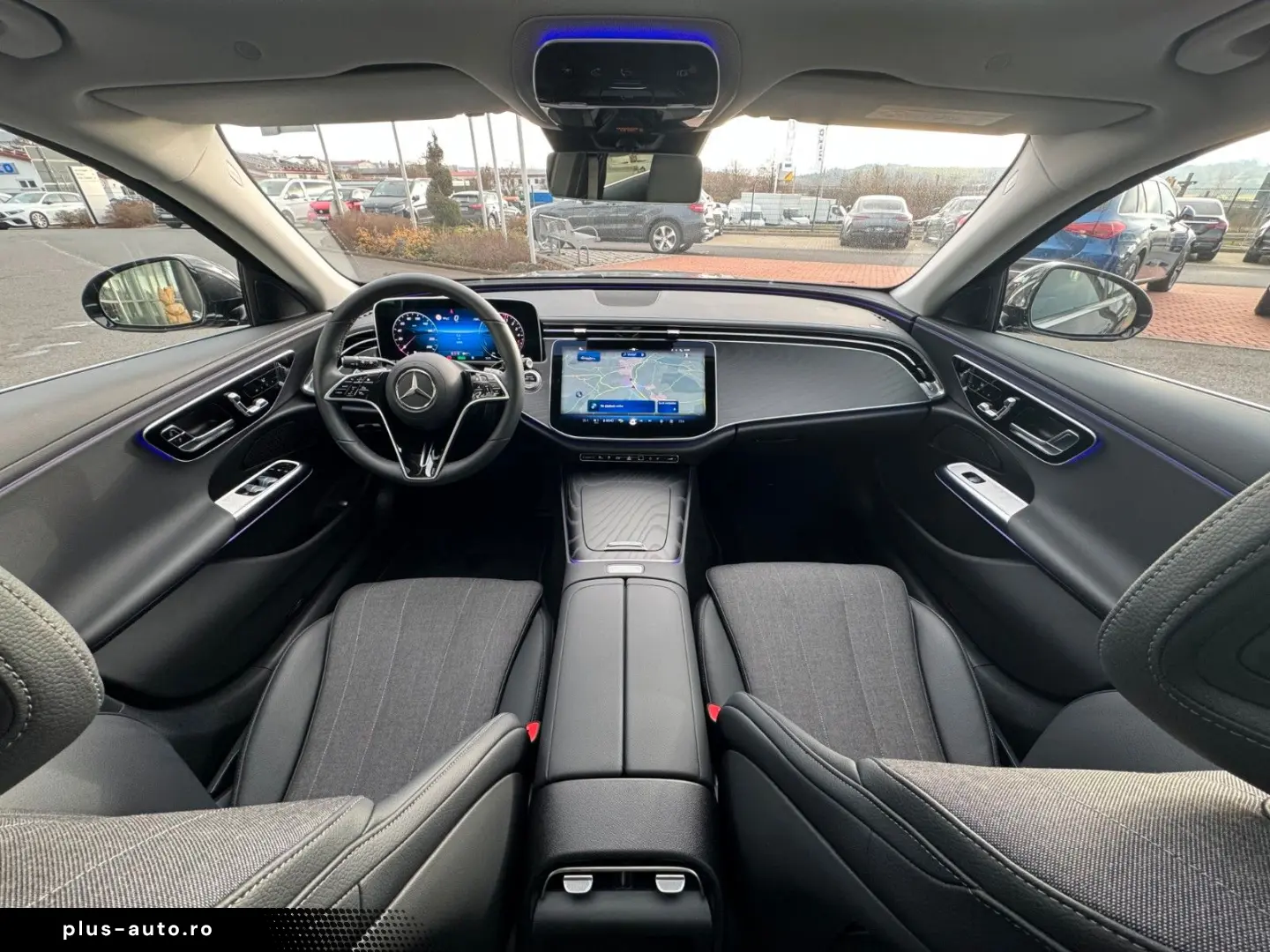 MERCEDES-BENZ E 300de Avantgarde Pano AHK DistrPro D&hellip;