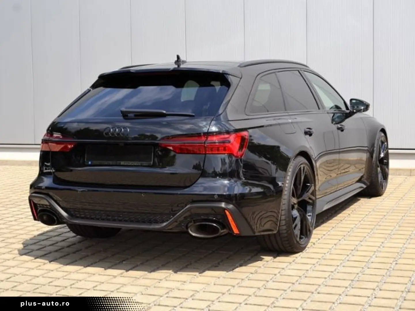 AUDI RS6 Avant 4.0 TFSI VOLL DYNAMIK-PLUS KERAMIK AHK