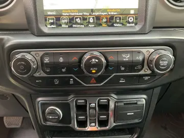 JEEP Wrangler Unlimeted Sport Tide Hide 4x4 3.6l NAVI