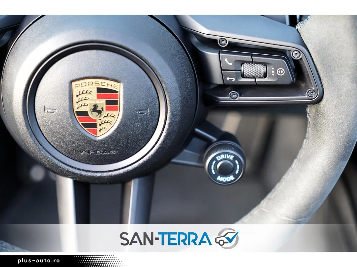 PORSCHE 992 TARGA 4 GTS LED 18-WEGE KEYLESS KAMERA BOSE