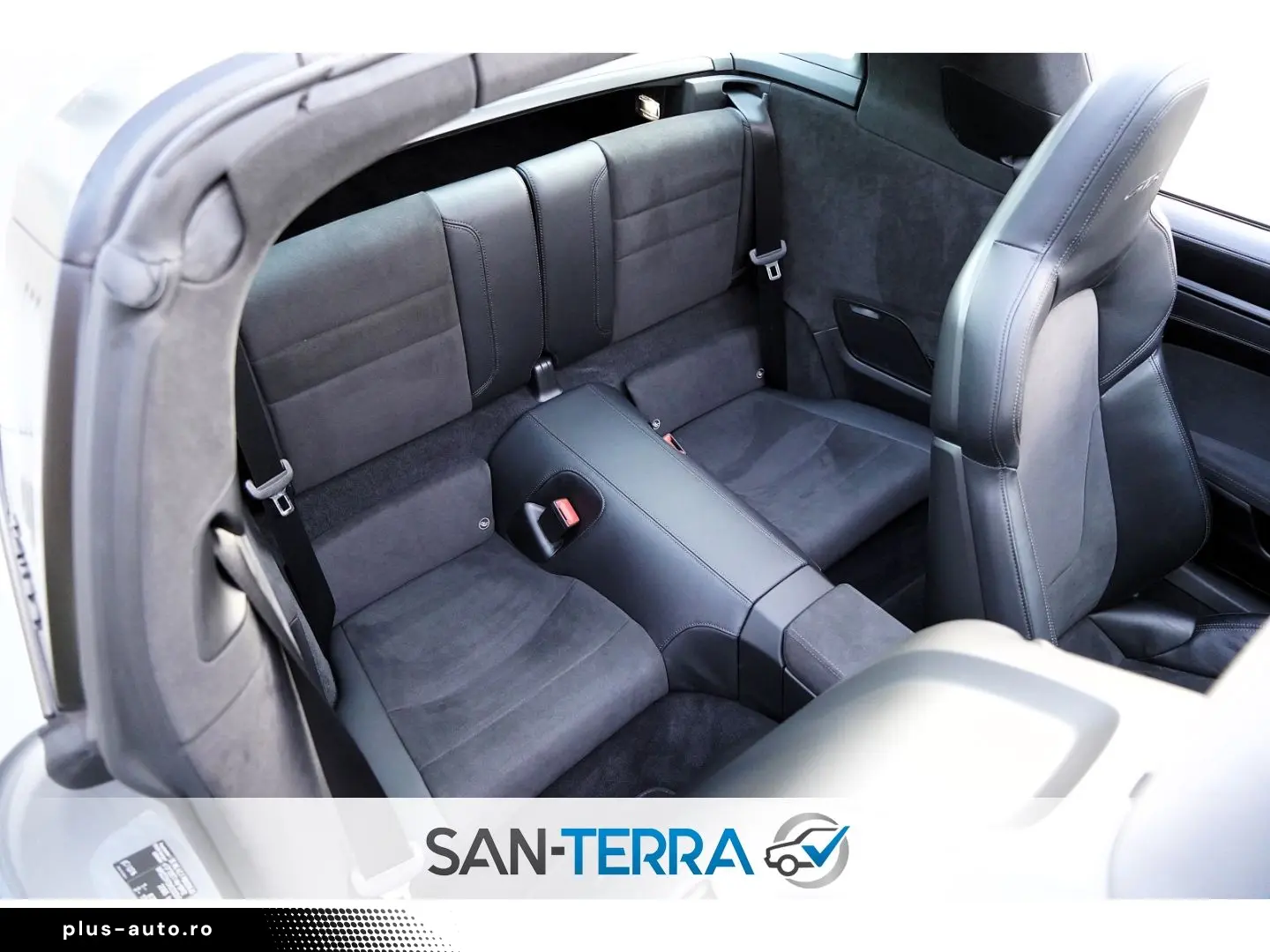 PORSCHE 992 TARGA 4 GTS LED 18-WEGE KEYLESS KAMERA BOSE