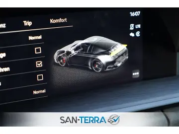PORSCHE 992 TARGA 4 GTS LED 18-WEGE KEYLESS KAMERA BOSE