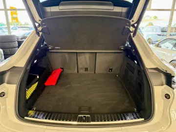 PORSCHE Cayenne Coupe SportDesign Burmester HeadUp ACC