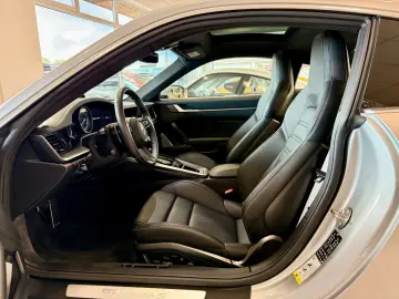 PORSCHE 911 992 Turbo S LIFT SportDesign Glasdach ACC