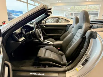 PORSCHE 911 992 Turbo S Cabrio PCCB LIFT ACC APPROVED