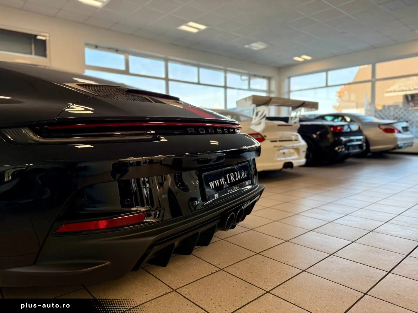 PORSCHE 911 992 GT3 Touring PDK Vollschalensitze Carbon