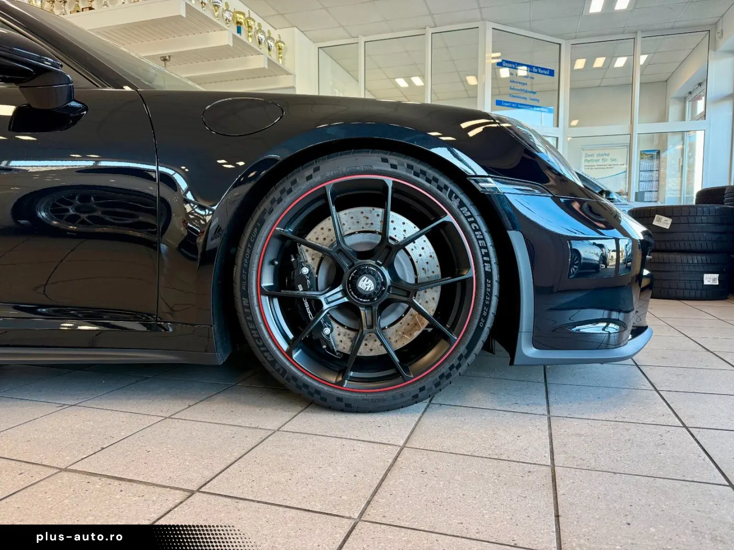 PORSCHE 911 992 GT3 Touring PDK Vollschalensitze Carbon