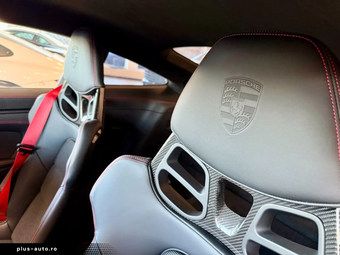 PORSCHE 911 992 GT3 Touring PDK Vollschalensitze Carbon