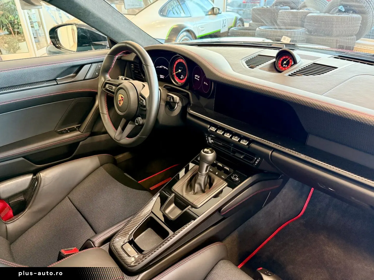 PORSCHE 911 992 GT3 Touring PDK Vollschalensitze Carbon