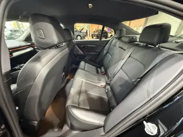 BMW 520 d  Limousine LED H&K 360  Ambiente Live HUD