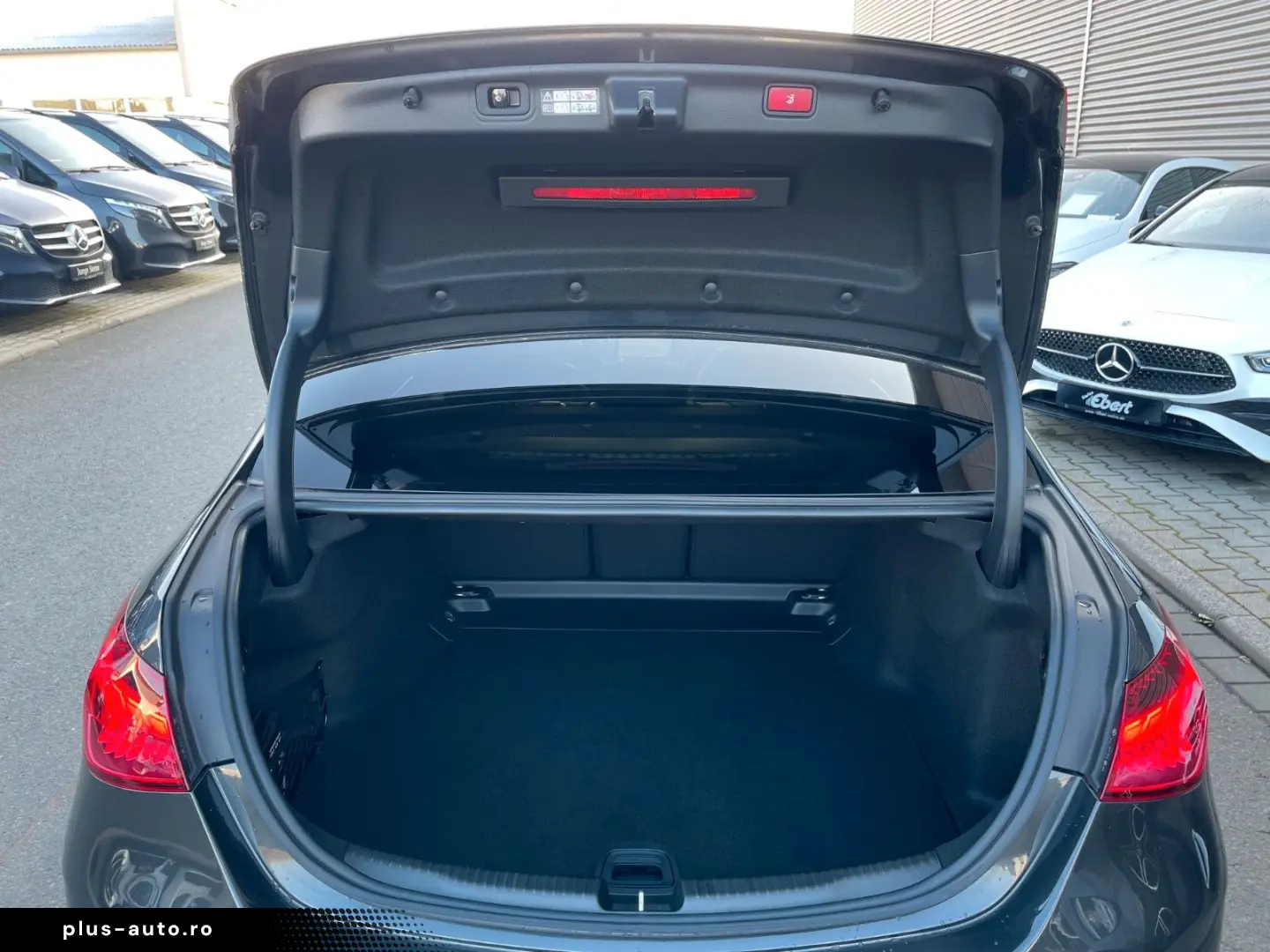 MERCEDES-BENZ C 200 4M AMG Pano AHK 360  Digital Ambiente