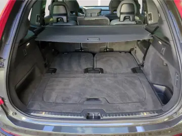 VOLVO XC90 T8 Recharge R-Design Expr.  Vollausstattung