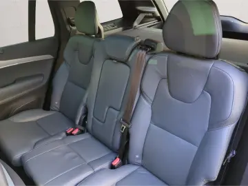 VOLVO XC90 T8 Recharge R-Design Expr.  Vollausstattung