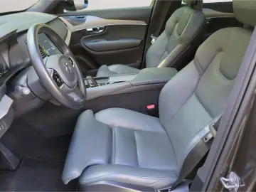 VOLVO XC90 T8 Recharge R-Design Expr.  Vollausstattung