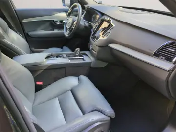 VOLVO XC90 T8 Recharge R-Design Expr.  Vollausstattung