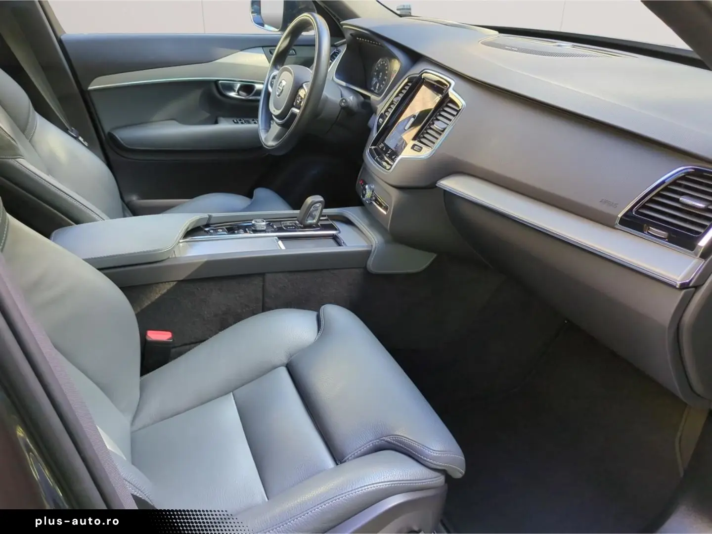 VOLVO XC90 T8 Recharge R-Design Expr.  Vollausstattung