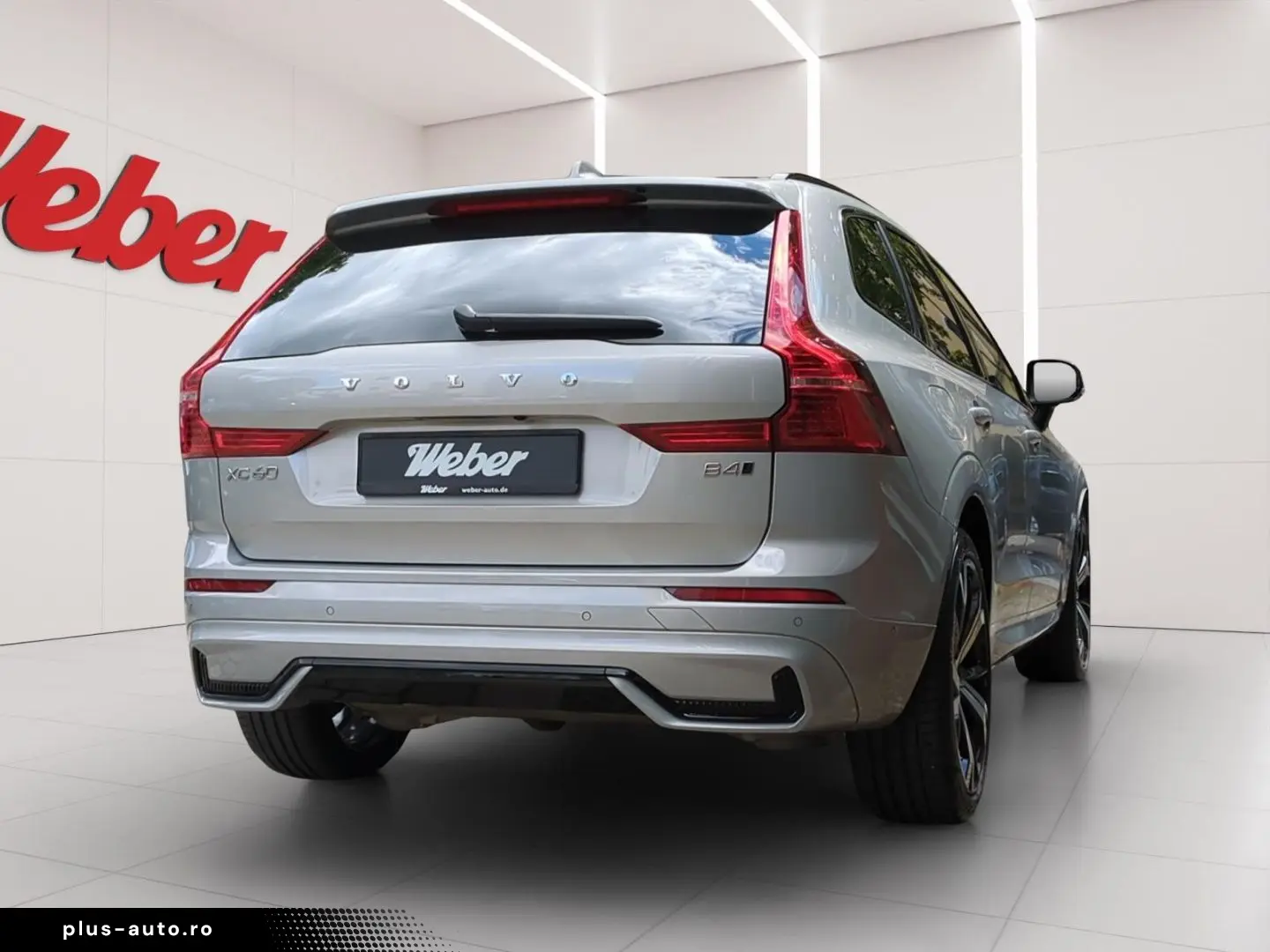 VOLVO XC60 B4 AWD Ultimate Dark  Luft AHK SH BLIS 360