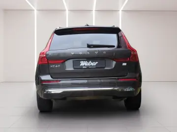VOLVO XC60 T8 Recharge Ultimate Bright  Luft Massage A