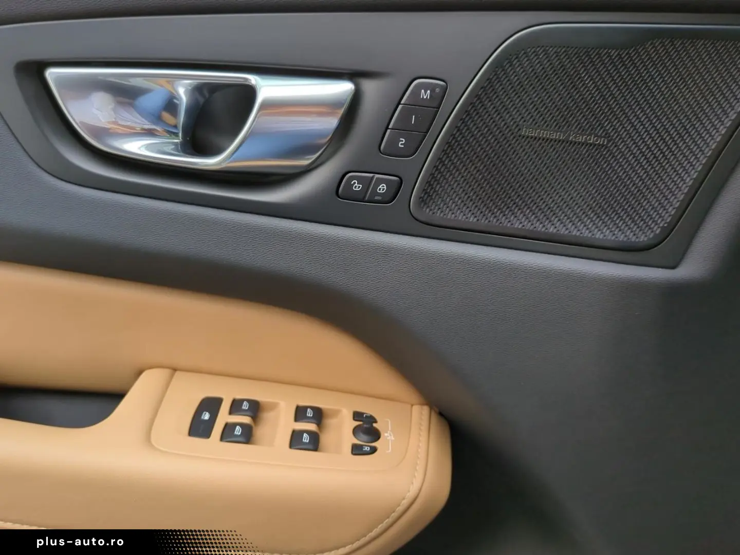 VOLVO XC60 B6 AWD Inscription  Luft SH Pano Nappa