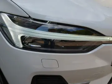 VOLVO XC60 B6 AWD Inscription  Luft SH Pano Nappa