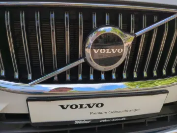 VOLVO XC60 B6 AWD Inscription  Luft SH Pano Nappa