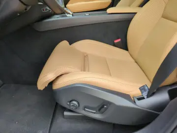 VOLVO XC60 B6 AWD Inscription  Luft SH Pano Nappa