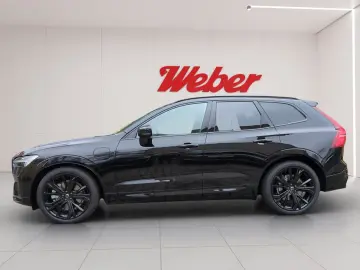 VOLVO XC60 T6 Ultra Black Edition  Luft Nappa Akustik