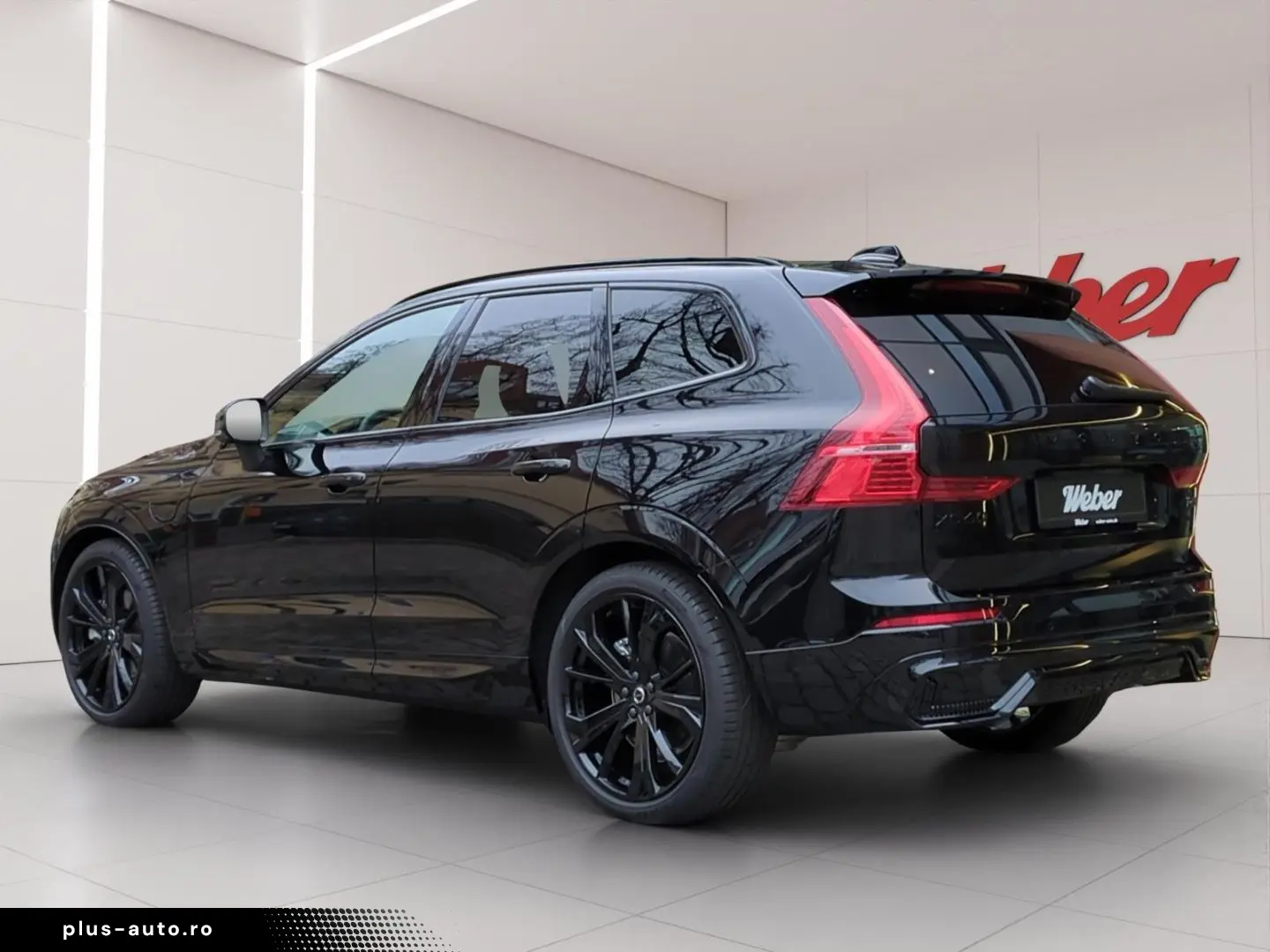 VOLVO XC60 T6 Ultra Black Edition  Luft Nappa Akustik