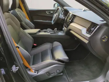 VOLVO XC60 T8 Polestar Engineered  Vollausstattung